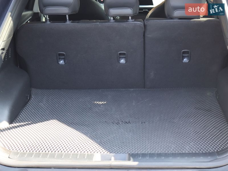 Позашляховик / Кросовер Kia EV6 2023 в Рівному