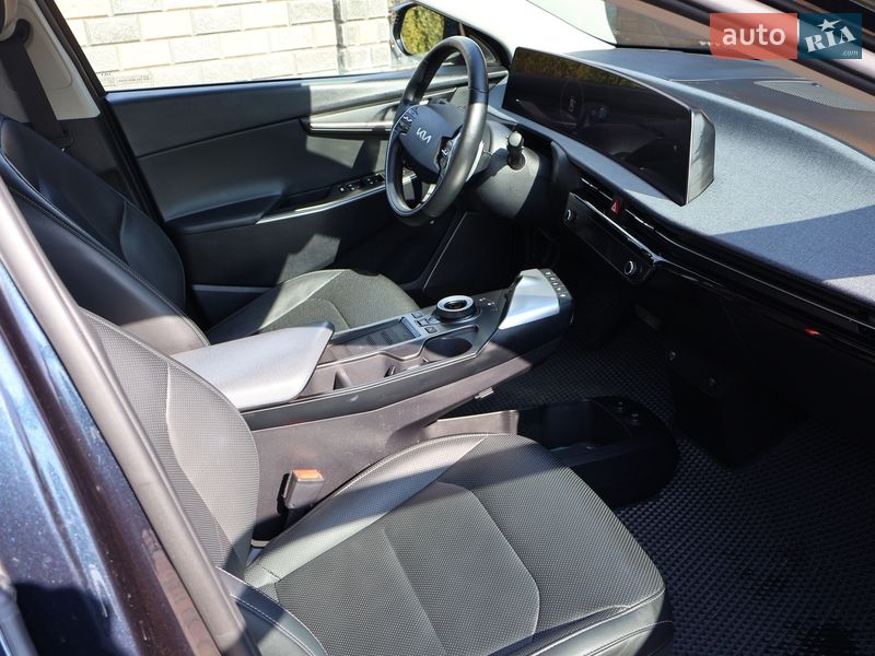 Позашляховик / Кросовер Kia EV6 2023 в Рівному