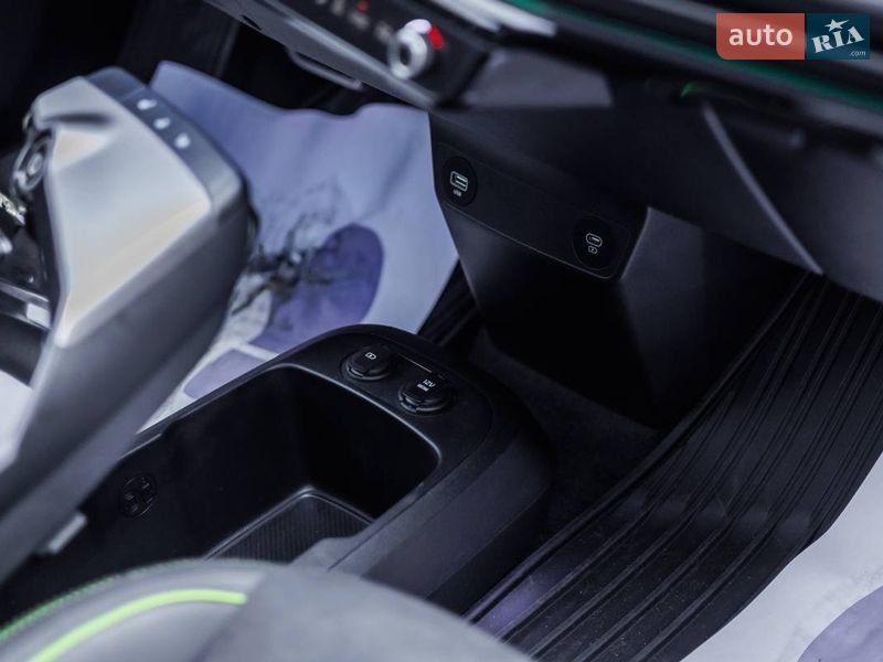 Внедорожник / Кроссовер Kia EV6 2024 в Снятине