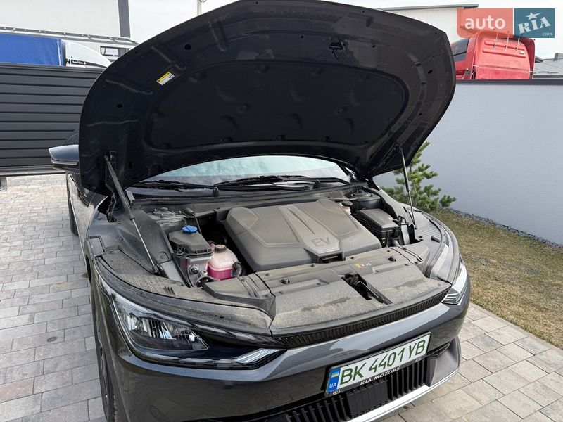 Внедорожник / Кроссовер Kia EV6 2023 в Ровно