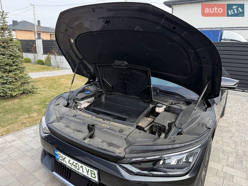 Внедорожник / Кроссовер Kia EV6 2023 в Ровно