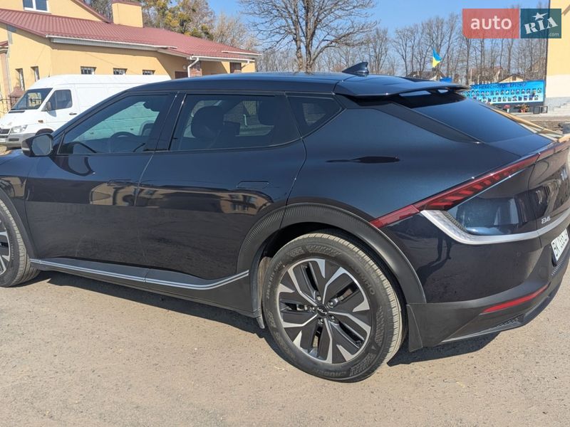 Позашляховик / Кросовер Kia EV6 2024 в Рівному