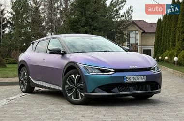 Позашляховик / Кросовер Kia EV6 2021 в Сарнах