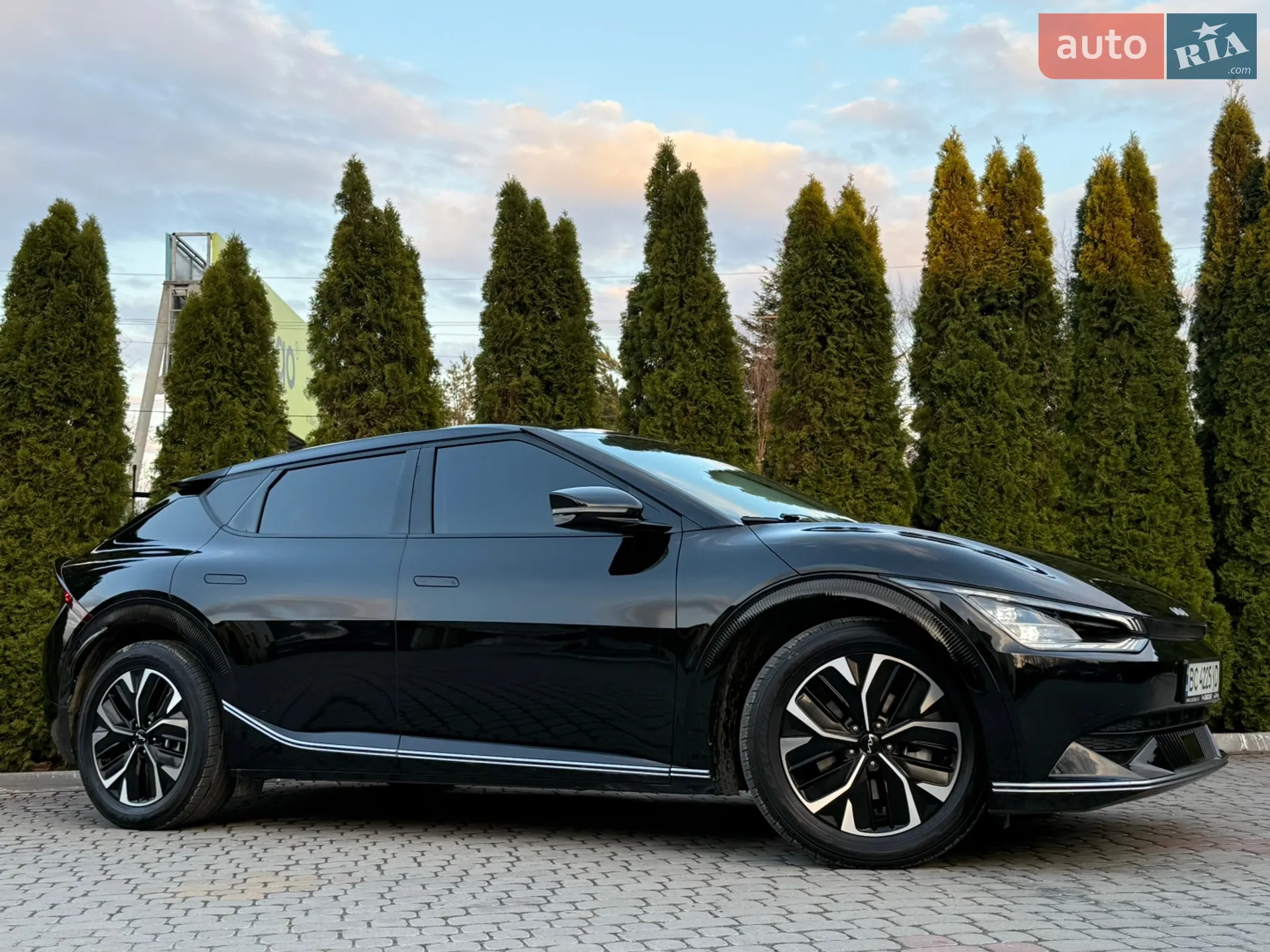 2022 Kia EV6 - мініатюра 12