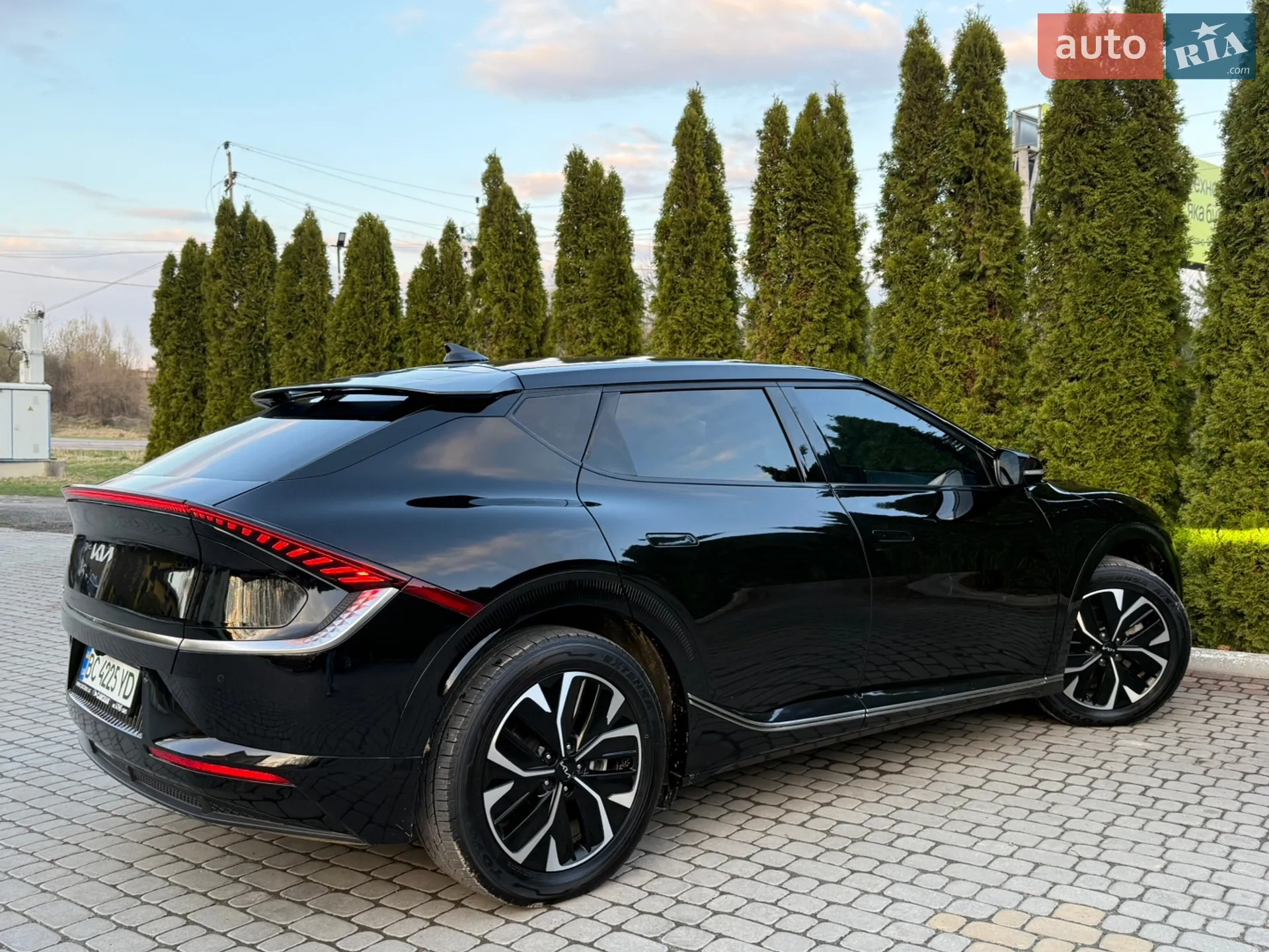 2022 Kia EV6 - мініатюра 14