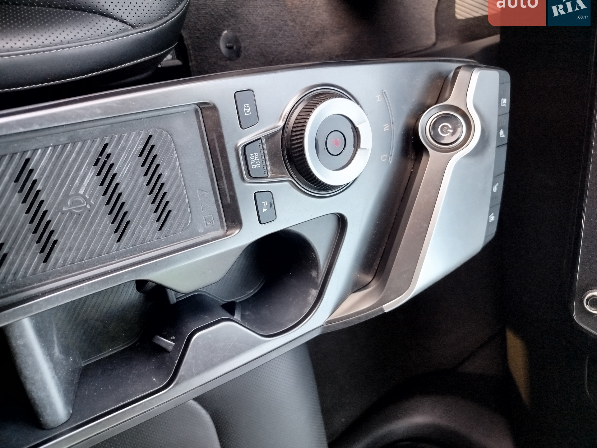 2022 Kia EV6 - мініатюра 9