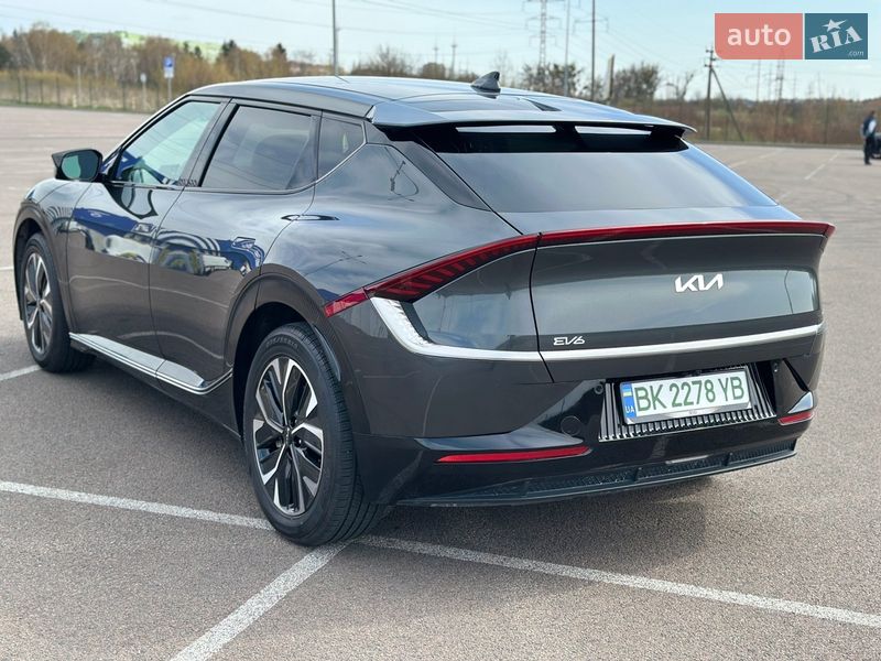 Позашляховик / Кросовер Kia EV6 2023 в Рівному