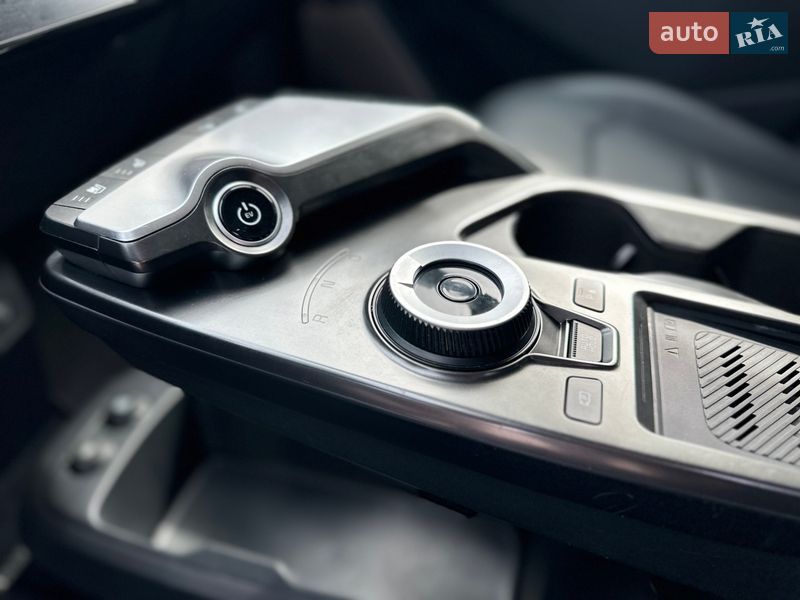 Позашляховик / Кросовер Kia EV6 2023 в Рівному