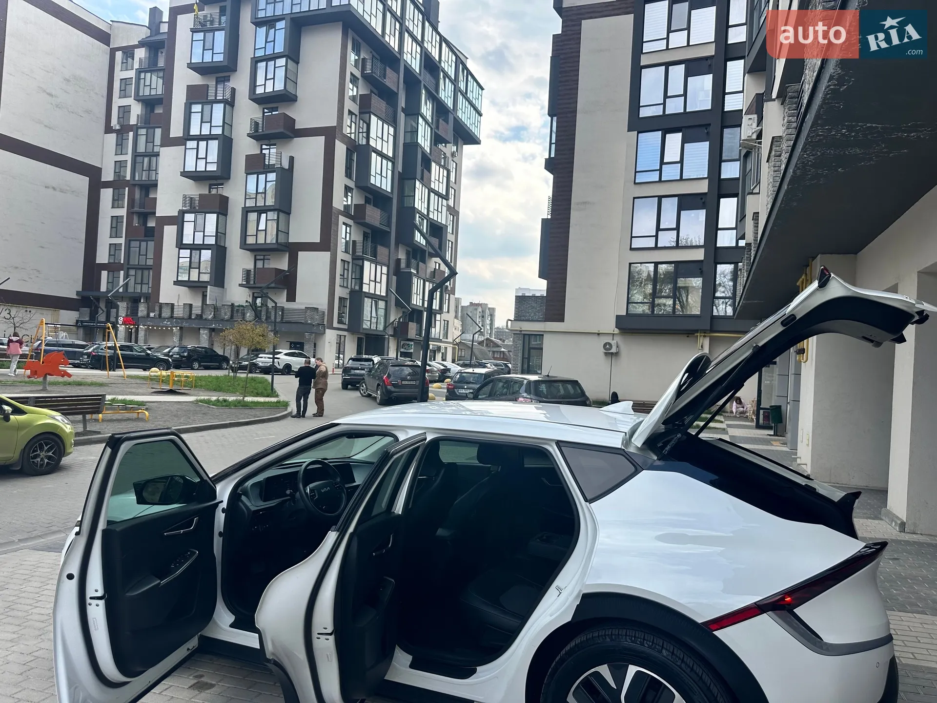 2022 Kia EV6 - мініатюра 3
