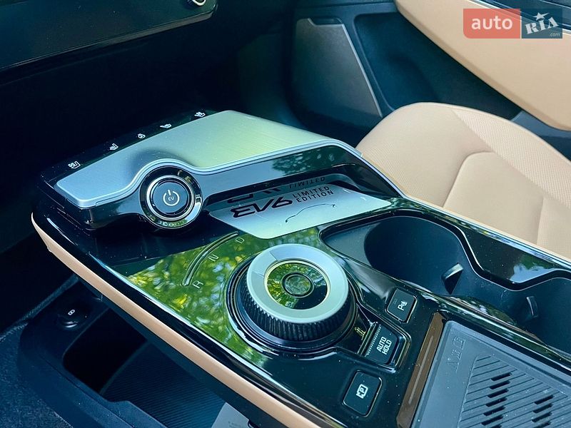 Внедорожник / Кроссовер Kia EV6 2023 в Ровно