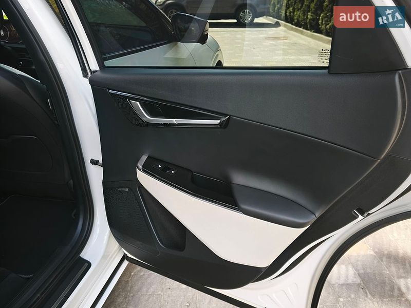 Внедорожник / Кроссовер Kia EV6 2024 в Трускавце