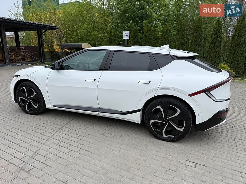 Внедорожник / Кроссовер Kia EV6 2023 в Ровно