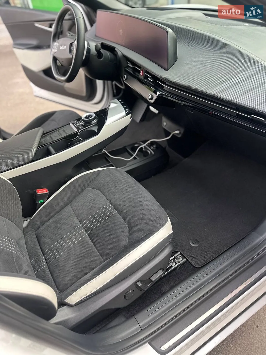 2023 Kia EV6 - мініатюра 12