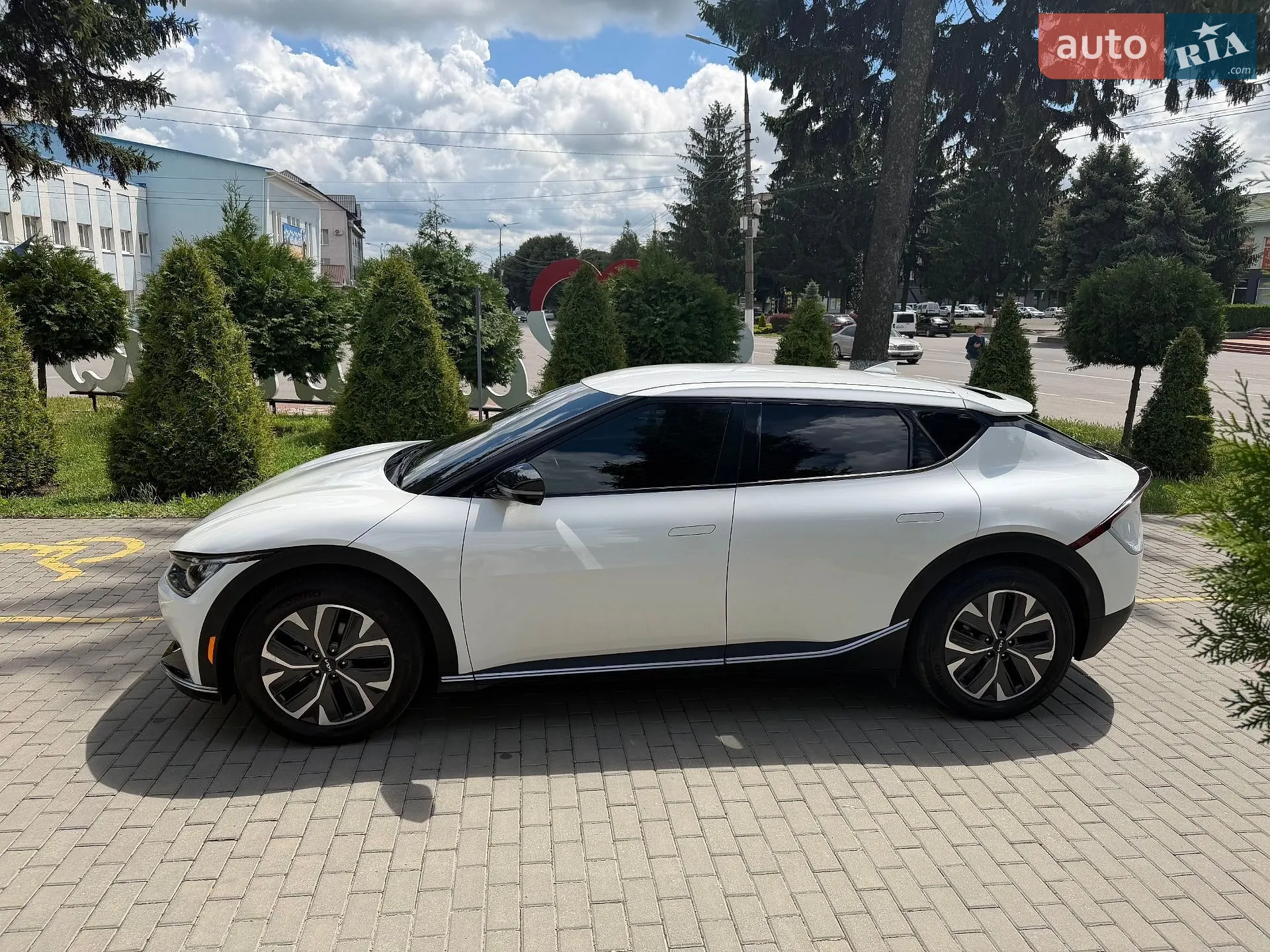 2022 Kia EV6 - мініатюра 12