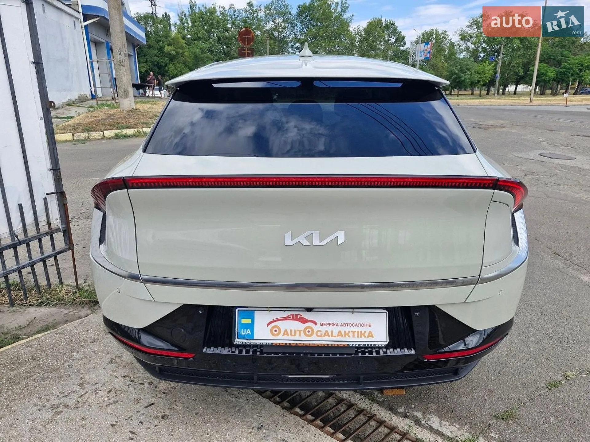 2022 Kia EV6 - мініатюра 5