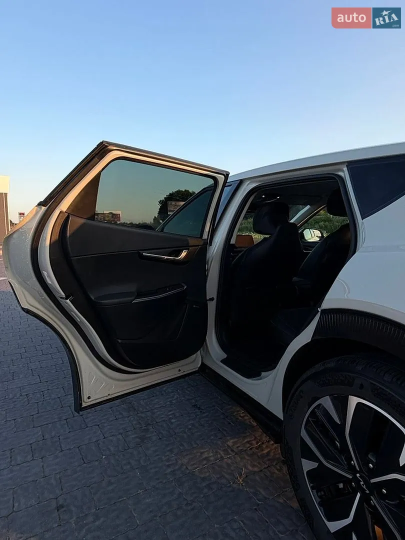 2023 Kia EV6 - мініатюра 18