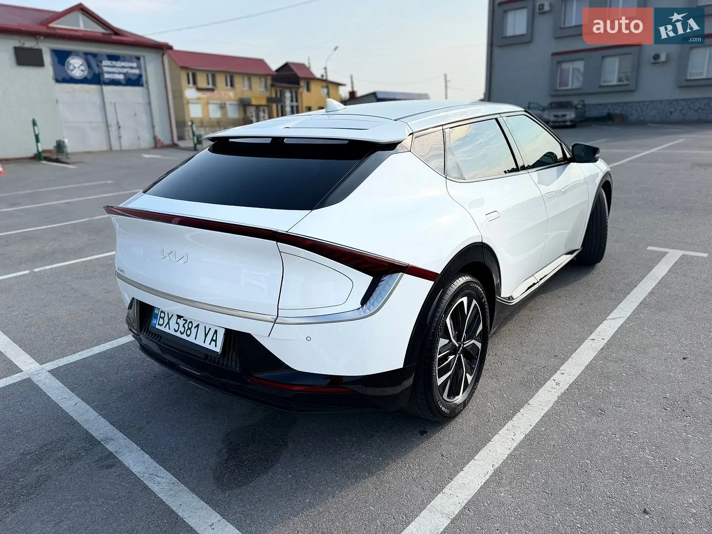 2022 Kia EV6 - мініатюра 9