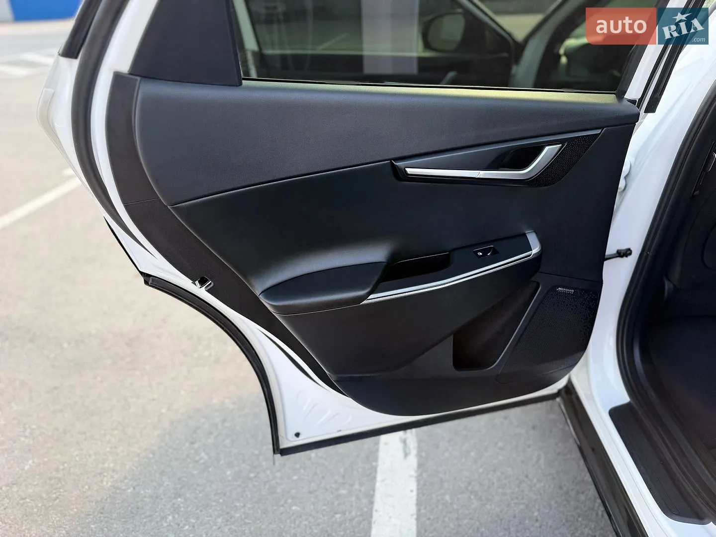 2022 Kia EV6 - мініатюра 28