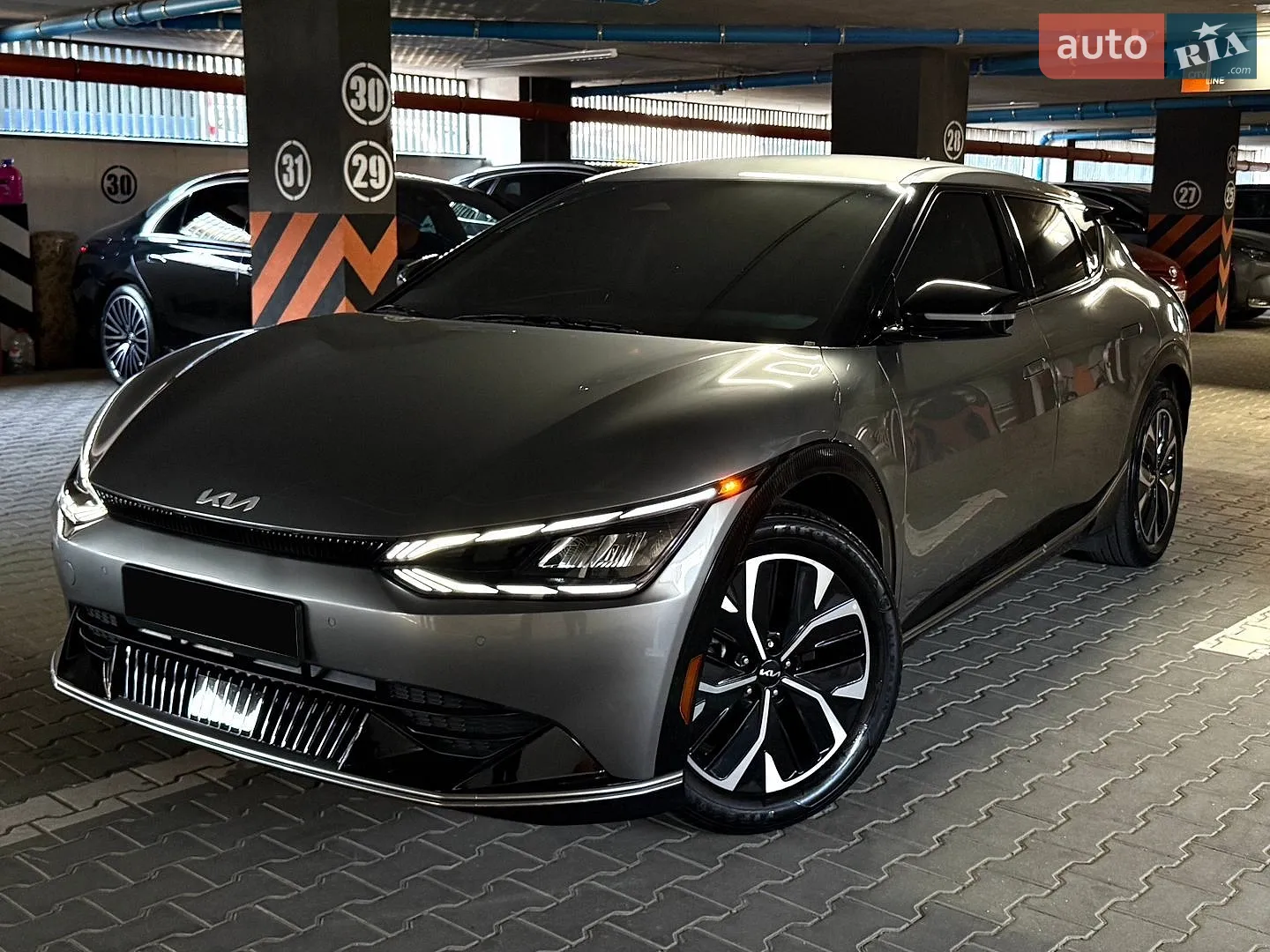 2023 Kia EV6 - мініатюра 12