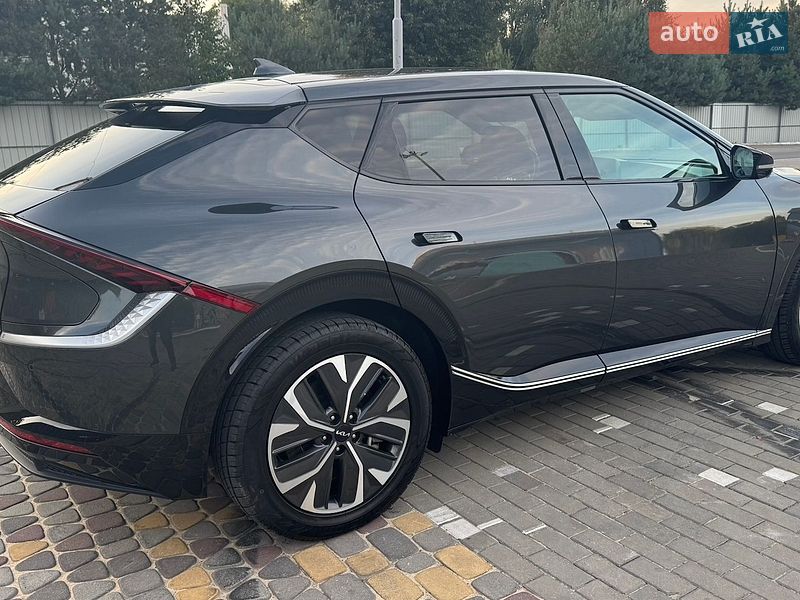 Внедорожник / Кроссовер Kia EV6 2022 в Луцке