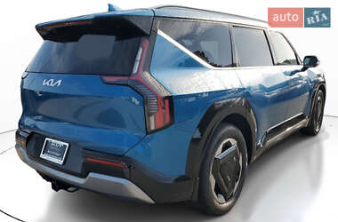 Позашляховик / Кросовер Kia EV9 2023 в 