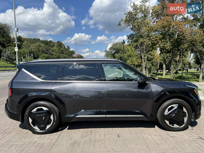 Внедорожник / Кроссовер Kia EV9 2024 в Киеве