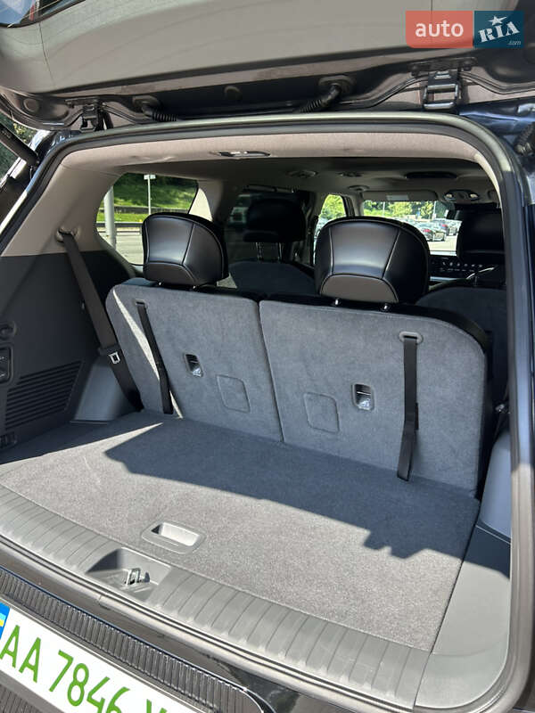Внедорожник / Кроссовер Kia EV9 2024 в Киеве