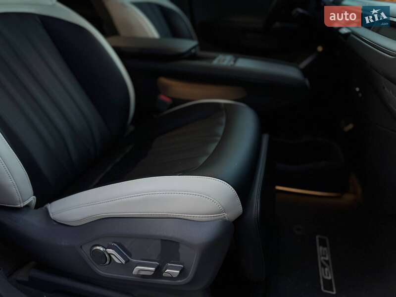 Внедорожник / Кроссовер Kia EV9 2024 в Луцке