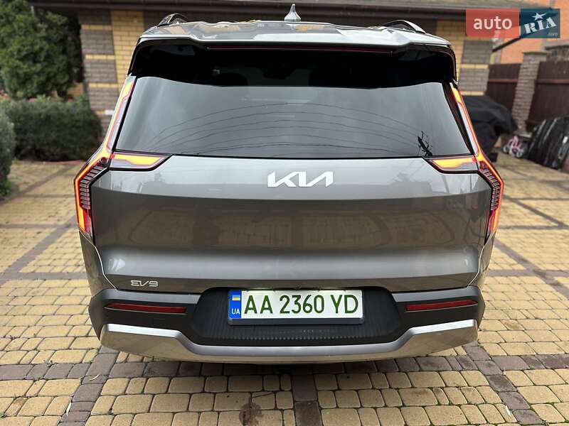 Позашляховик / Кросовер Kia EV9 2023 в Києві