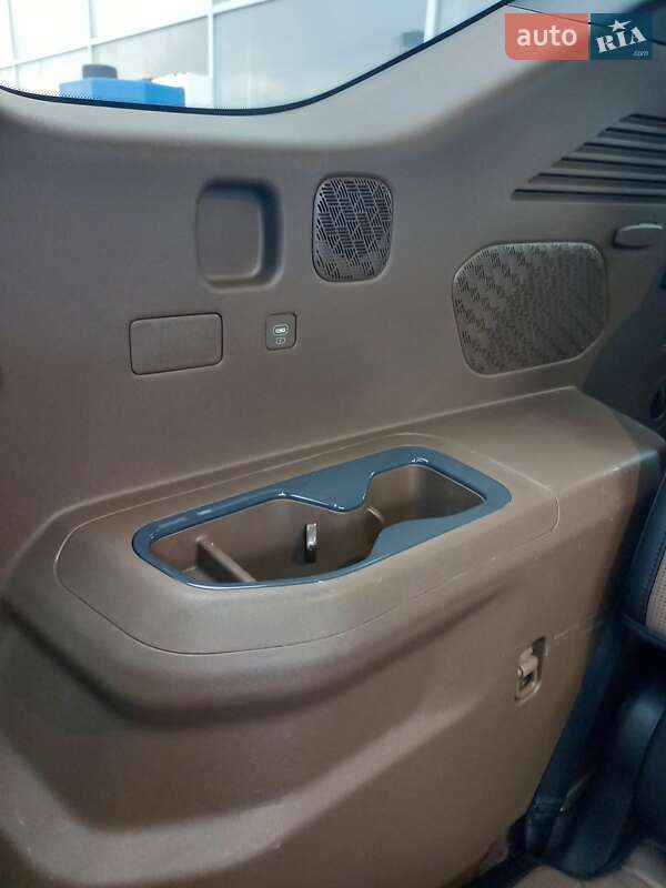 Позашляховик / Кросовер Kia EV9 2023 в Полтаві фото 24 Позашляховик / Кросовер Kia EV9 2023 в Полтаві