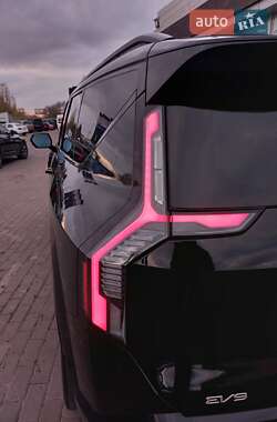Позашляховик / Кросовер Kia EV9 2023 в Полтаві