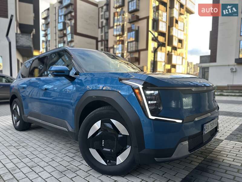 Внедорожник / Кроссовер Kia EV9 2023 в Хмельницком