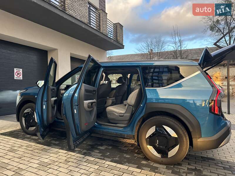 Внедорожник / Кроссовер Kia EV9 2023 в Хмельницком