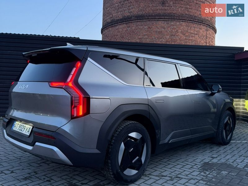 Позашляховик / Кросовер Kia EV9 2023 в Івано-Франківську