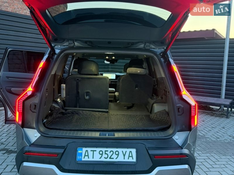 Позашляховик / Кросовер Kia EV9 2023 в Івано-Франківську