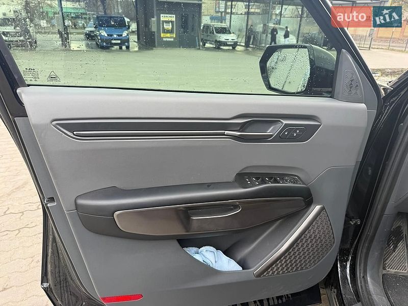 Kia EV9, фото з оголошення