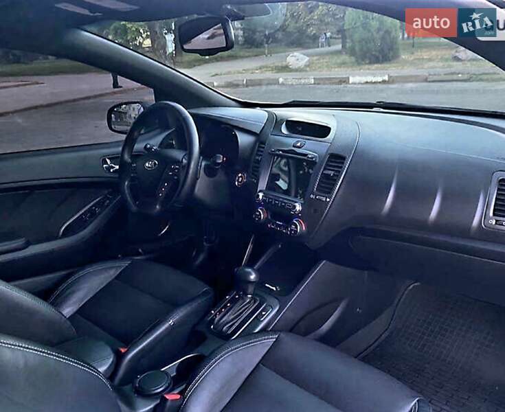 Седан Kia Forte 2016 в Николаеве
