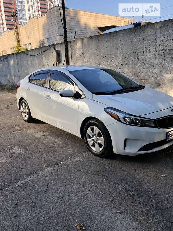 Седан Kia Forte 2016 в Киеве