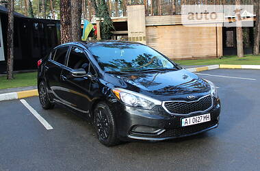 Седан Kia Forte 2015 в Буче