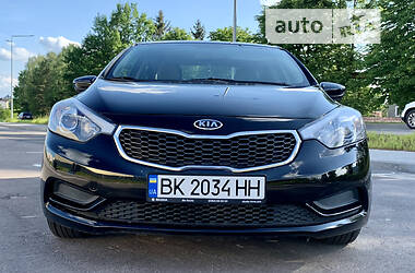 Седан Kia Forte 2013 в Ровно