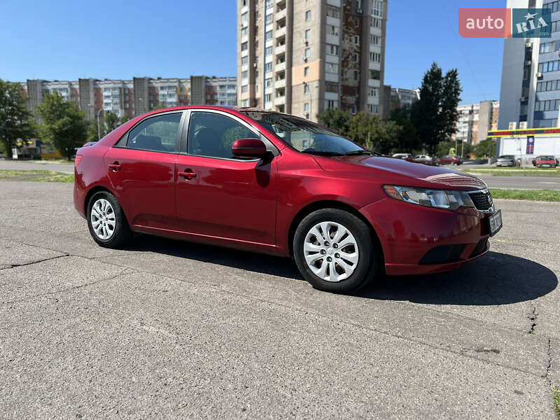 Седан Kia Forte 2010 в Черкассах