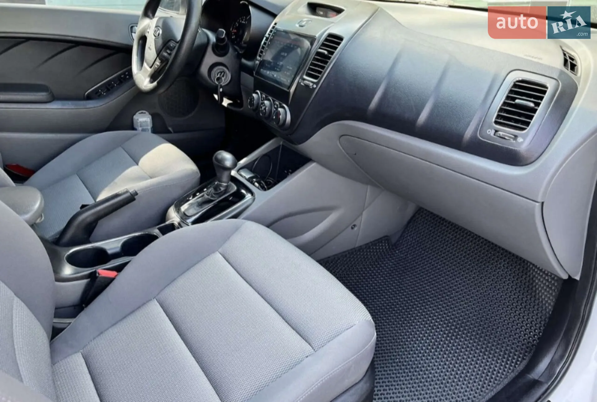 2016 Kia Forte - мініатюра 13