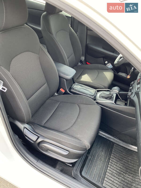 Седан Kia Forte 2019 в Києві фото 4 Седан Kia Forte 2019 в Києві