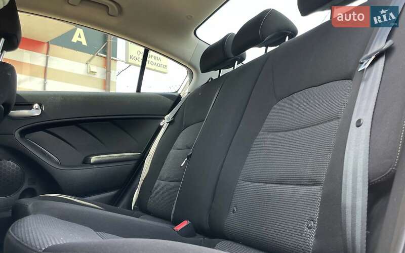 Седан Kia Forte 2017 в Стрые