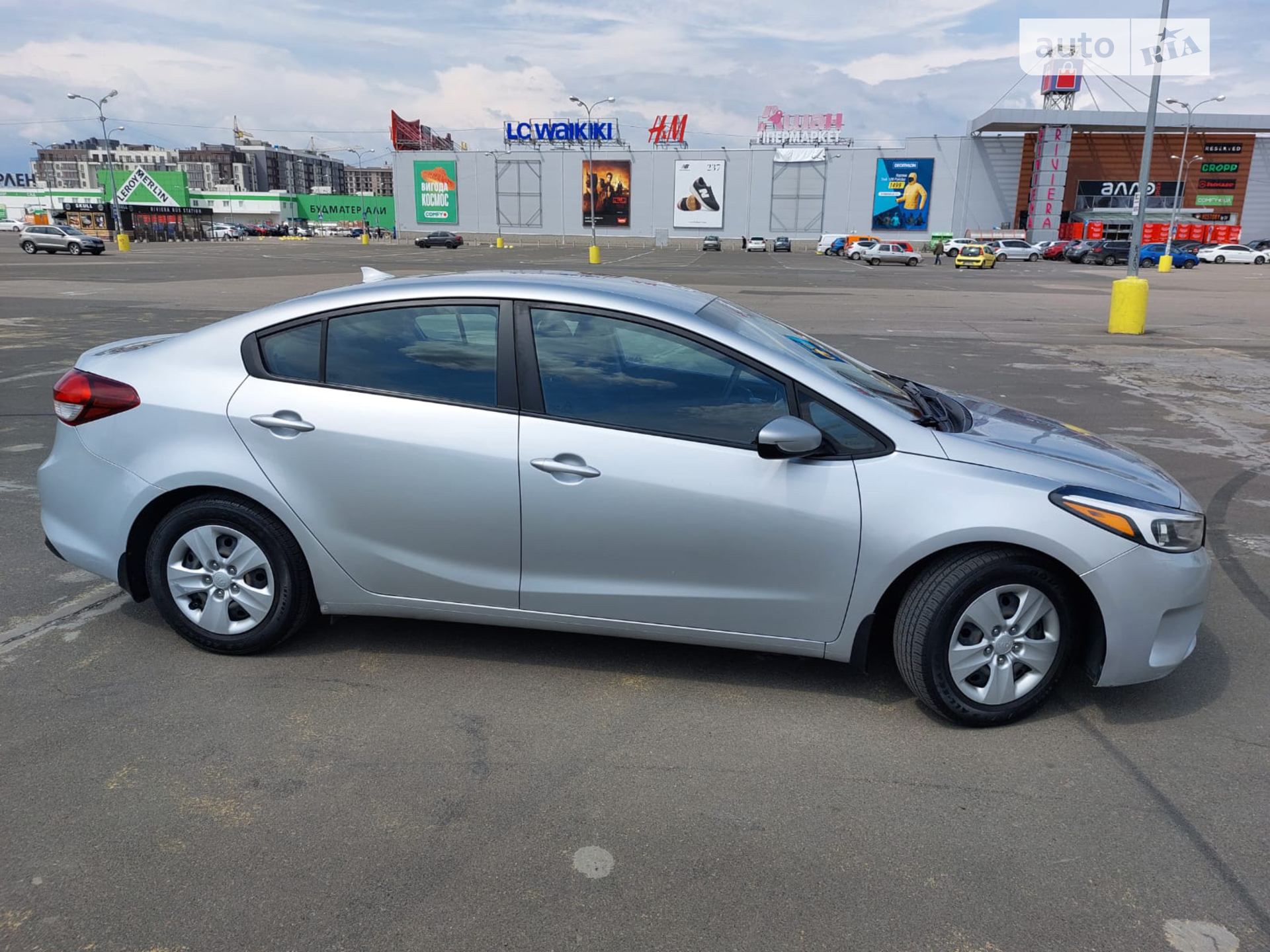 2016 Kia Forte - мініатюра 2