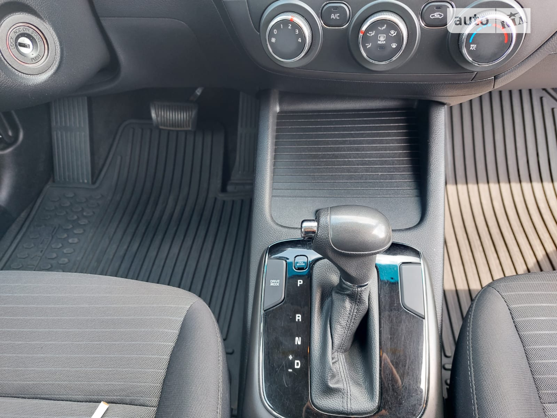 2016 Kia Forte - мініатюра 23