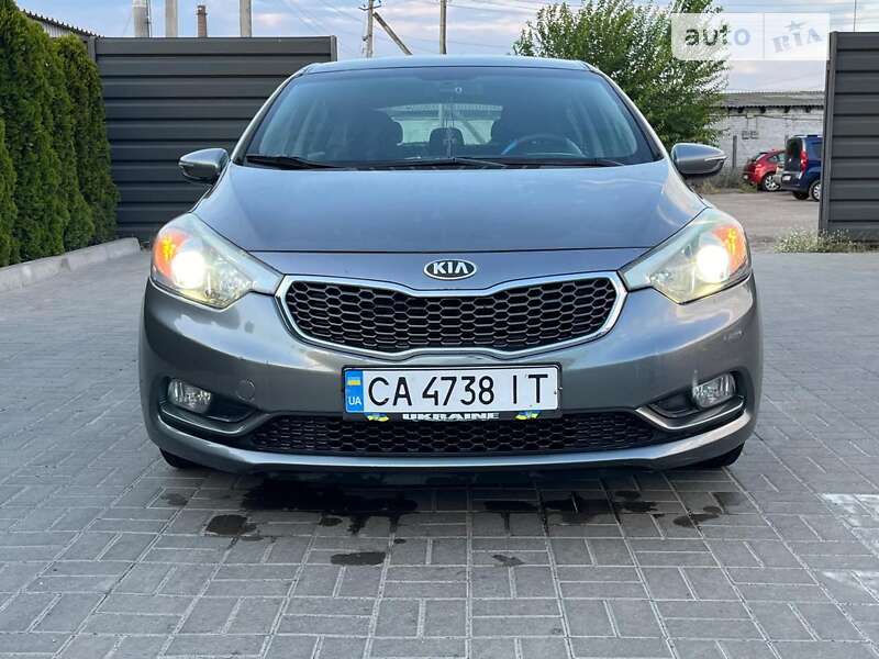 Хэтчбек Kia Forte 2016 в Черкассах