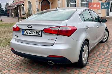 Седан Kia Forte 2015 в Києві