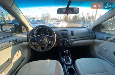 Седан Kia Forte 2012 в 