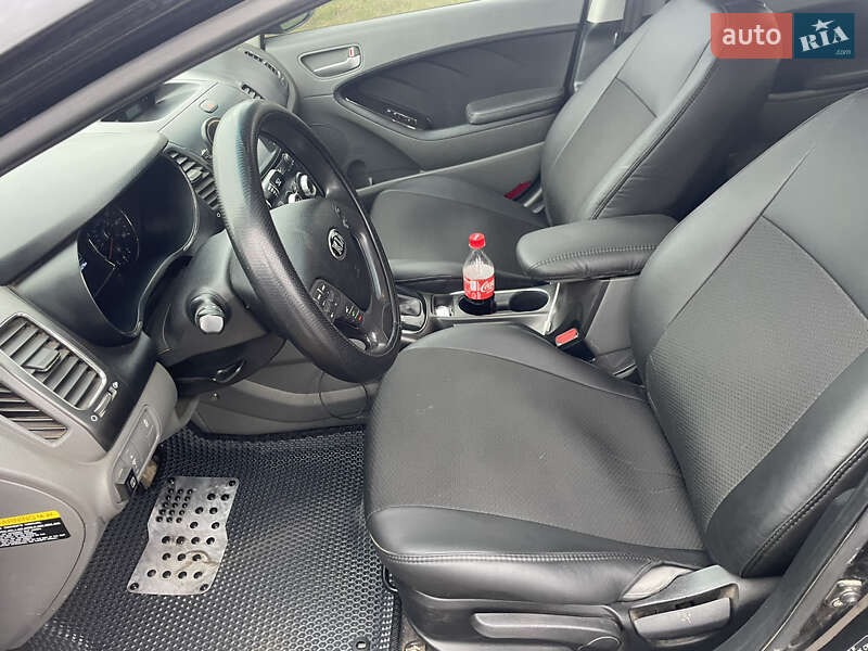 Седан Kia Forte 2017 в Одесі